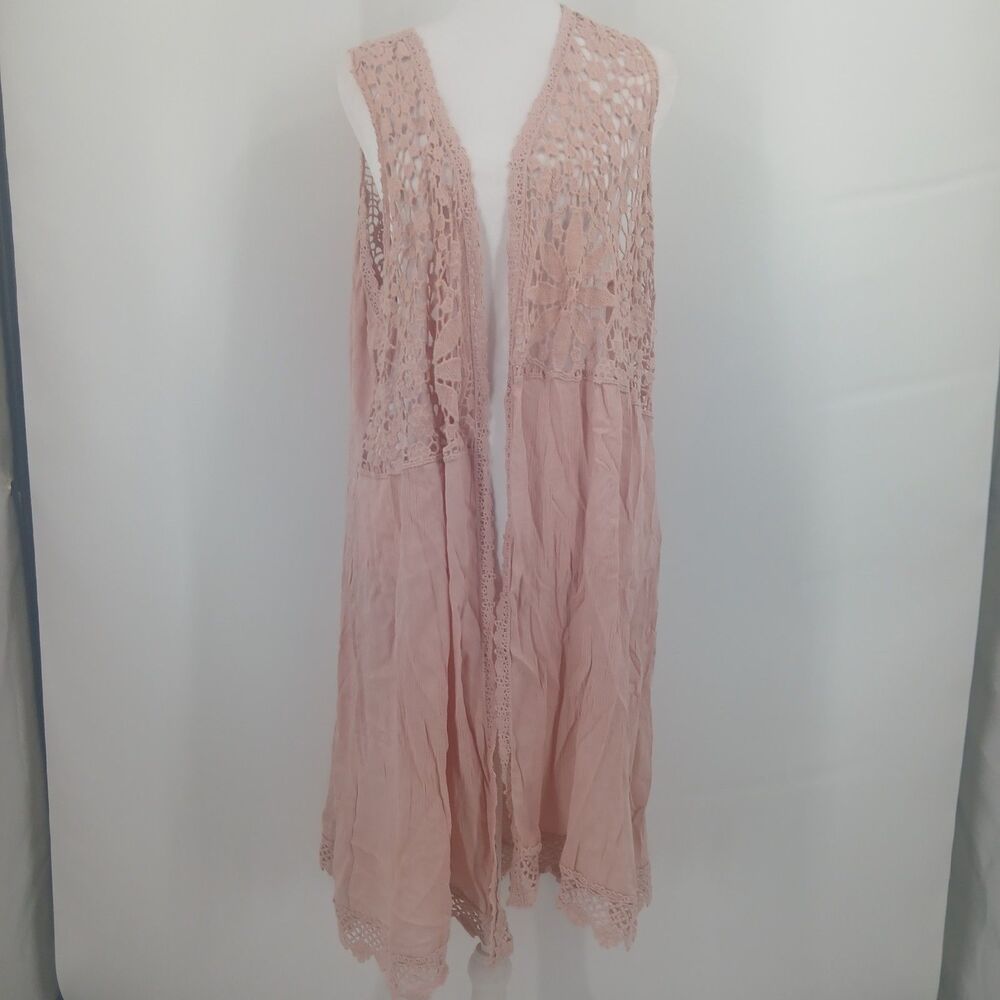 womans ultra pink size L/XL crochet open front vest cover up blouse layering